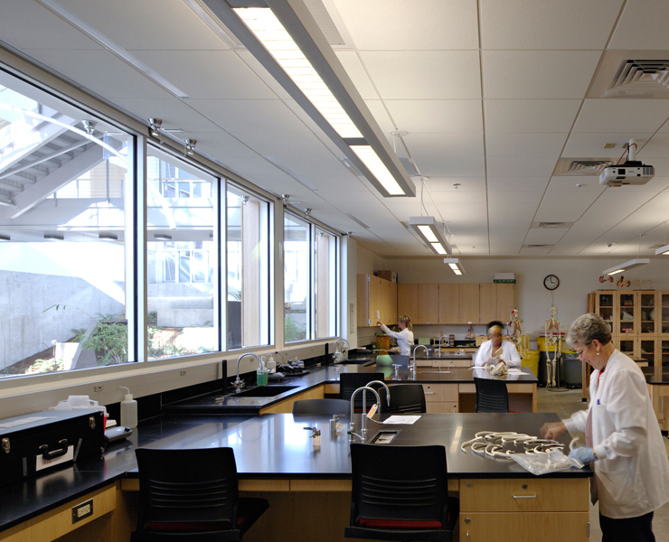 Rainier Science and Technology Building